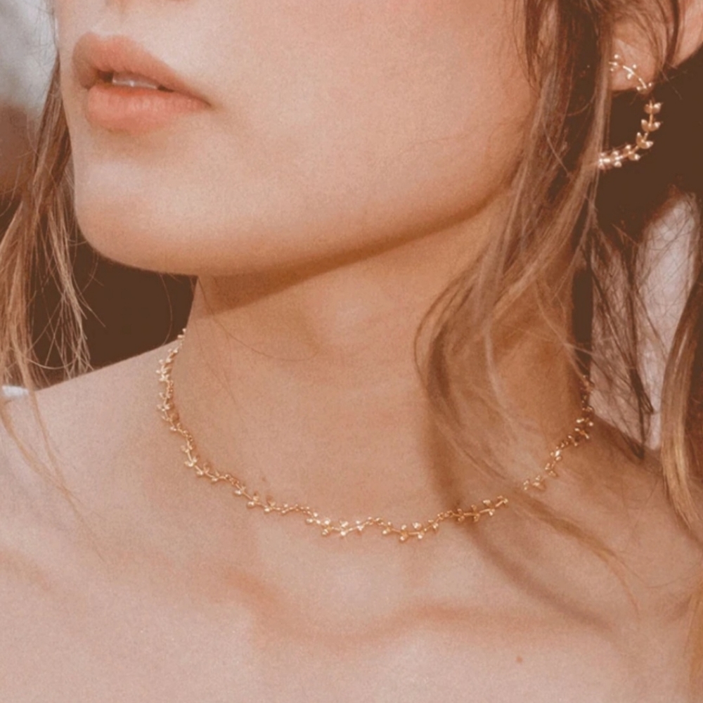 bestdressed x En Route Leaf Choker